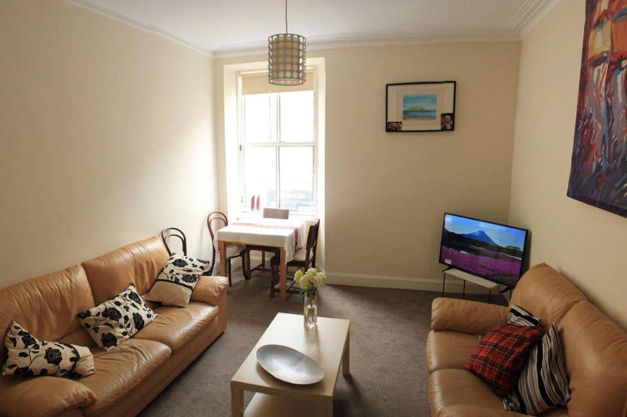 Entire Apartment In Edinburgh Exterior foto